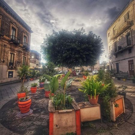 Lo Svevo Catânia Exterior foto